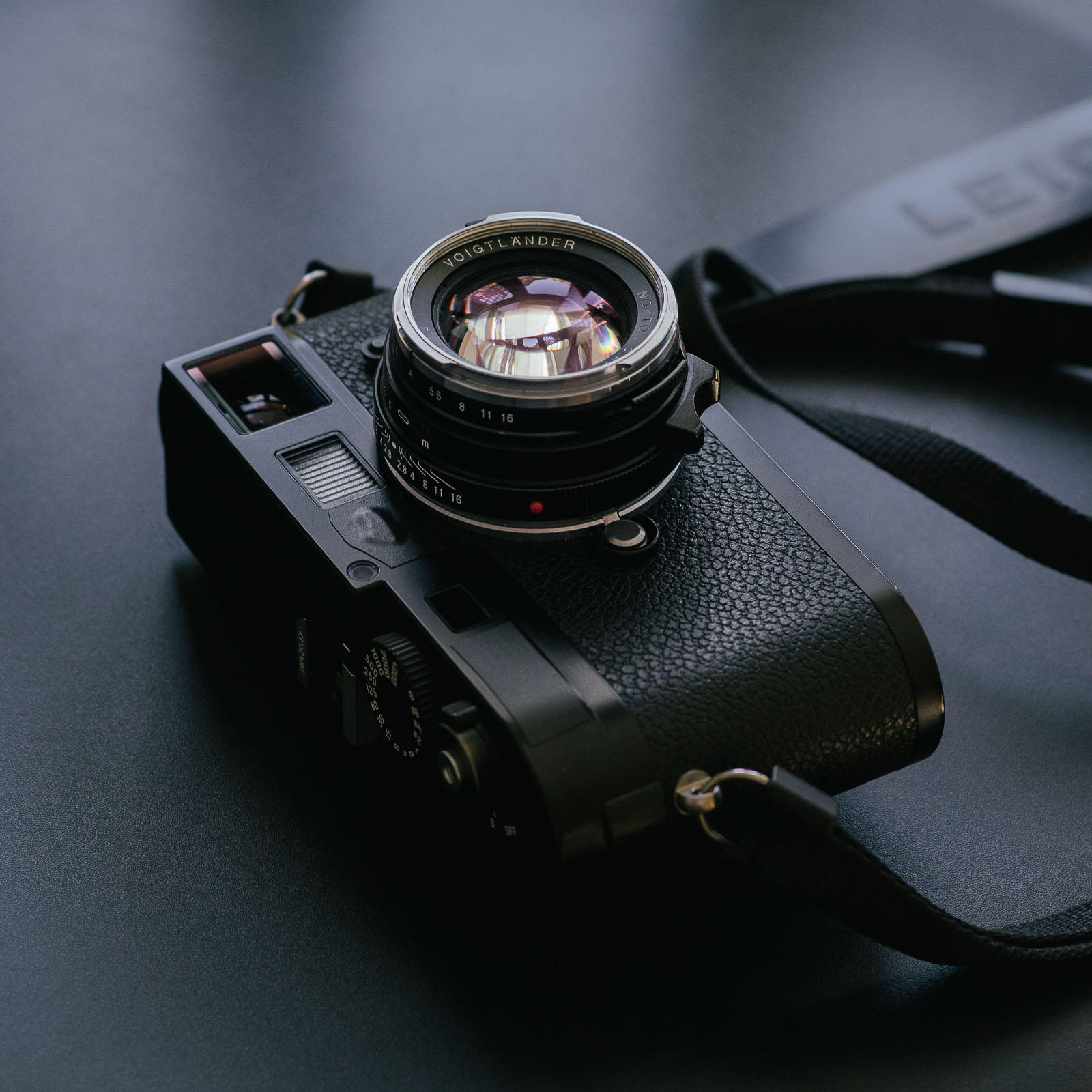 GEAR - Voigtländer Nokton 40/1.4 Review by KJ Vogelius