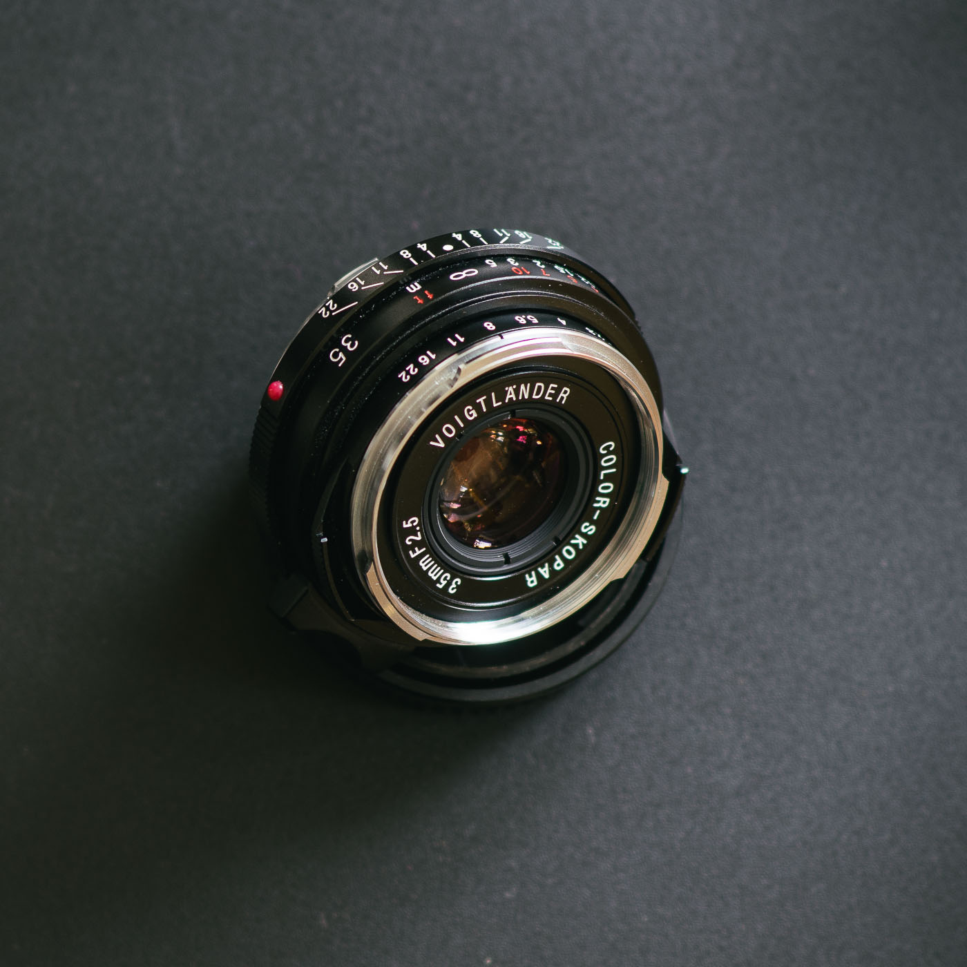 GEAR - Voigtländer 35/2.5 Color Skopar Review by KJ Vogelius